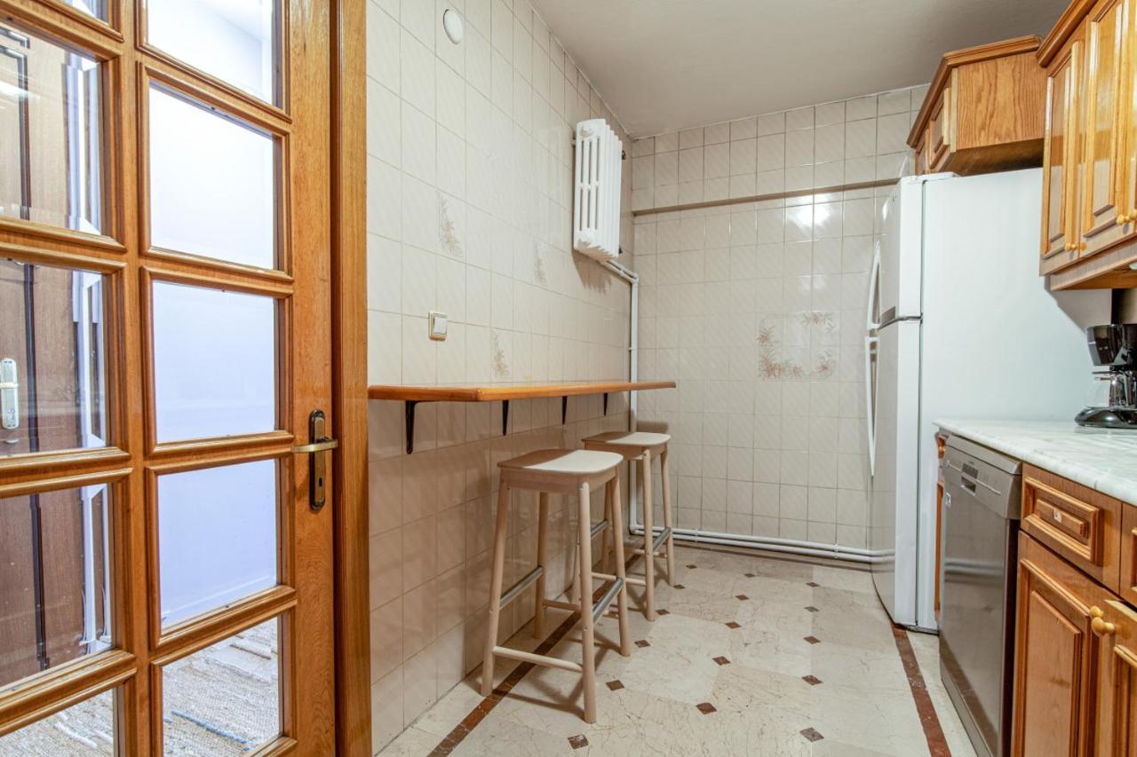 Gorgeous Flat With Lovely Balcony In Nisantasi Estambul Exterior foto